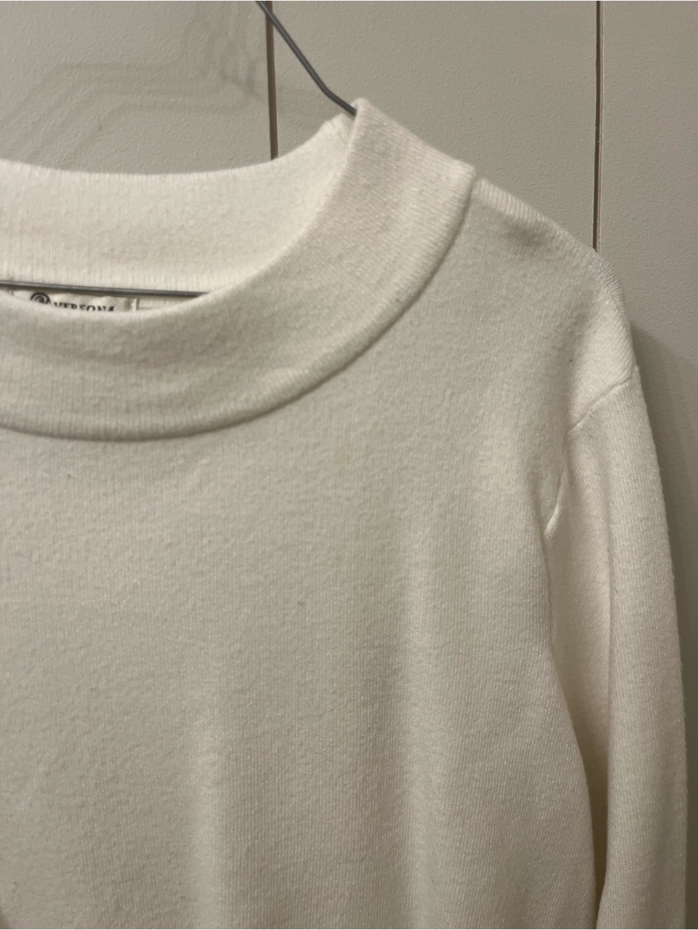 Versona Cream Crewneck Sweater - Minimal Knit